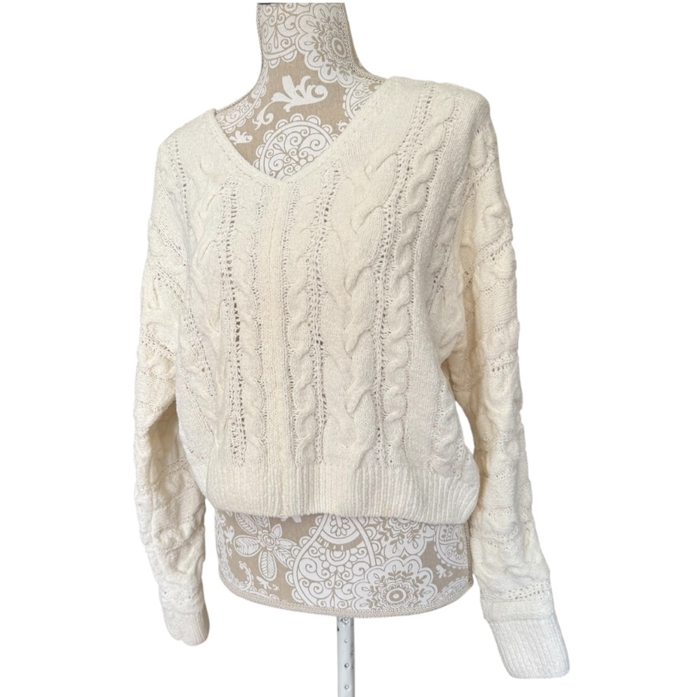 Pink Rose cable knit crop